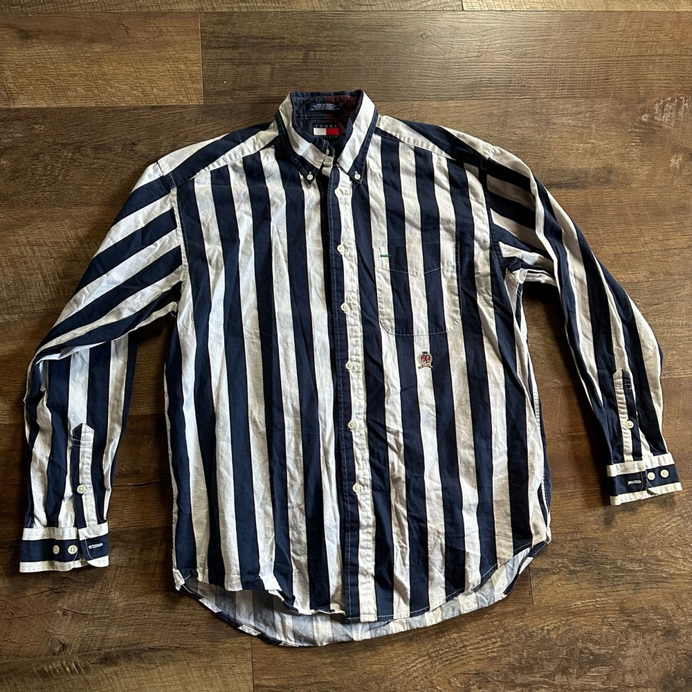 Men's 90’s Tommy Hilfiger Casual Button Down Shirt M Blue White Striped